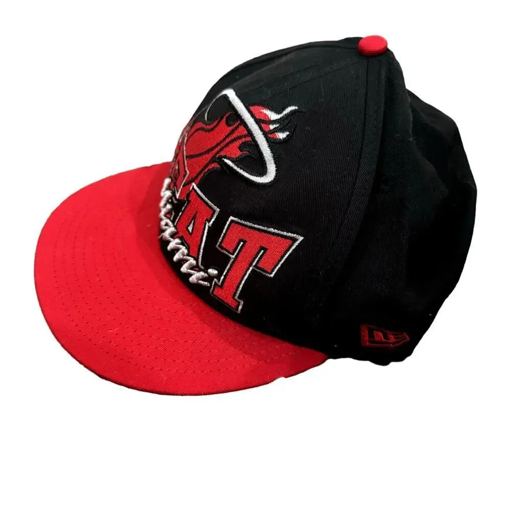 NBA Hardwood Classics Miami Heat New Era Embroidery Snapback Cap in Red, Size OS